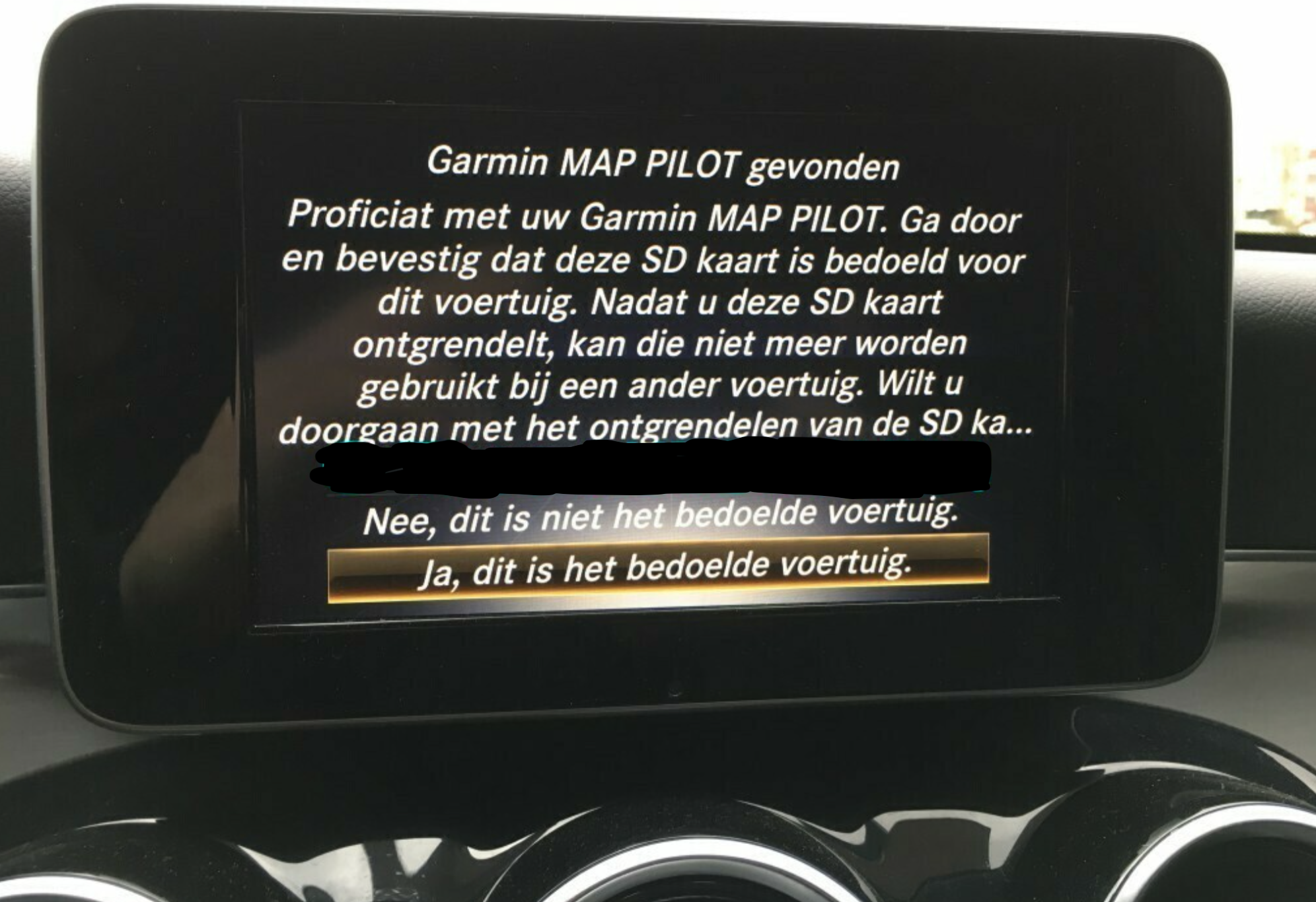 Mercedes Garmin Map Pilot Scherm